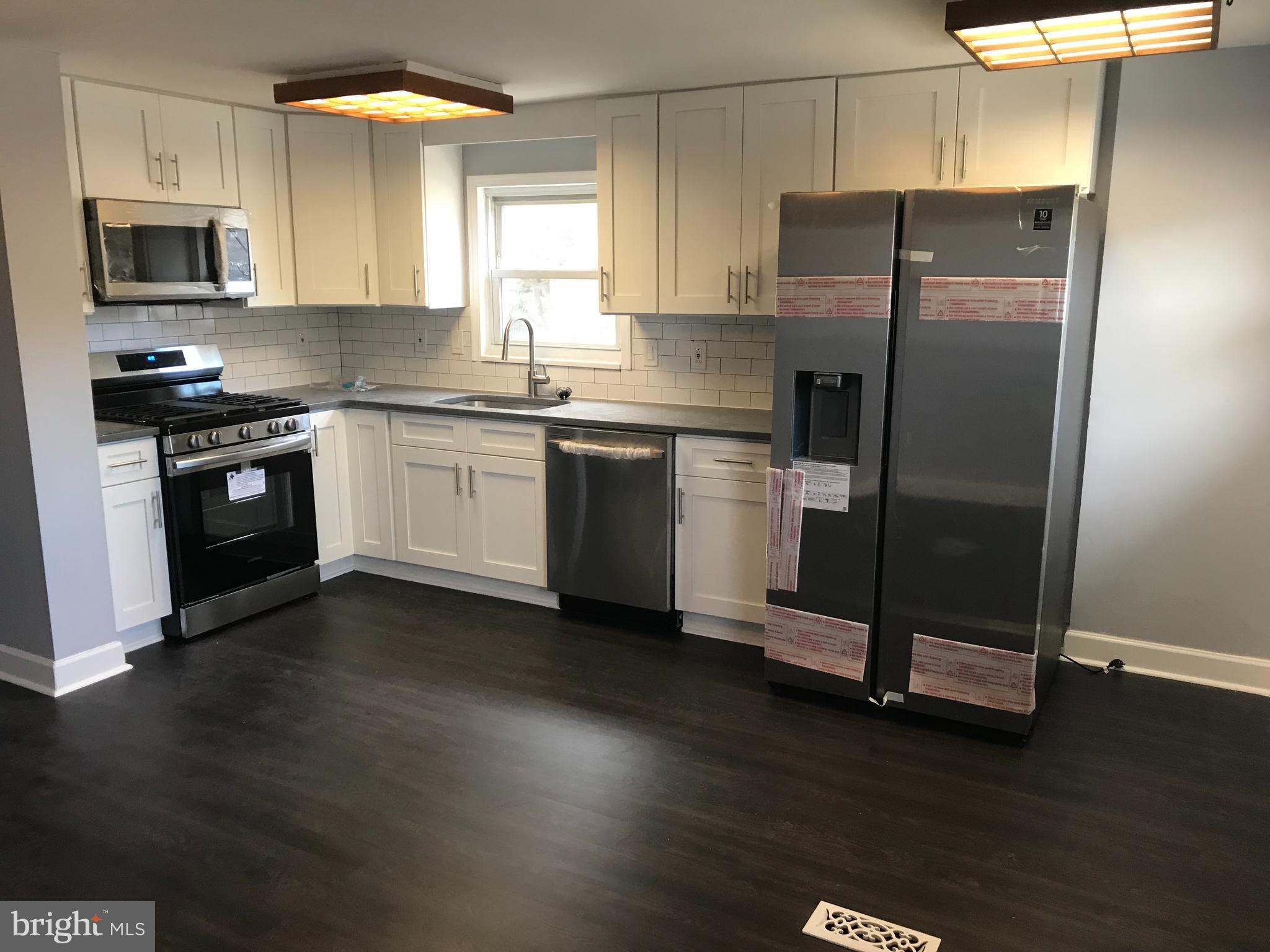 2836 Michael Road Philadelphia, PA 19152 - Photo 3 of 15 Gallery Image 3