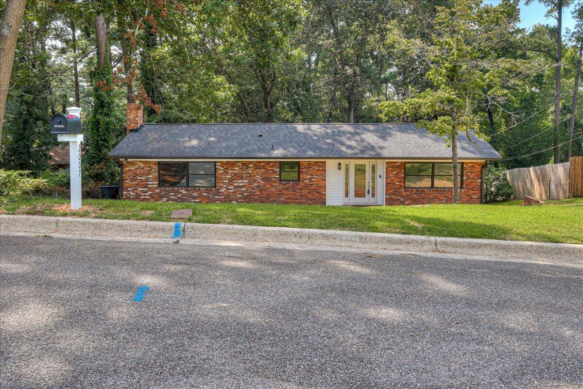 2007 Robin Road North Augusta, SC 29841 - Photo 4 of 37