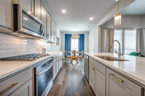 $2,950 | 3004 Comal Drive, Little Elm, TX 75068