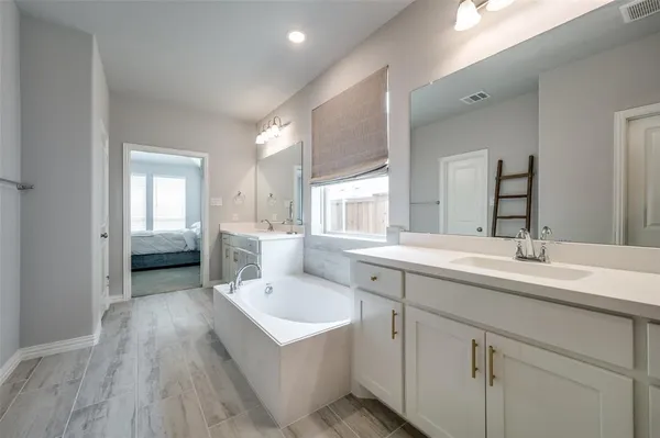 $2,950 | 3004 Comal Drive, Little Elm, TX 75068
