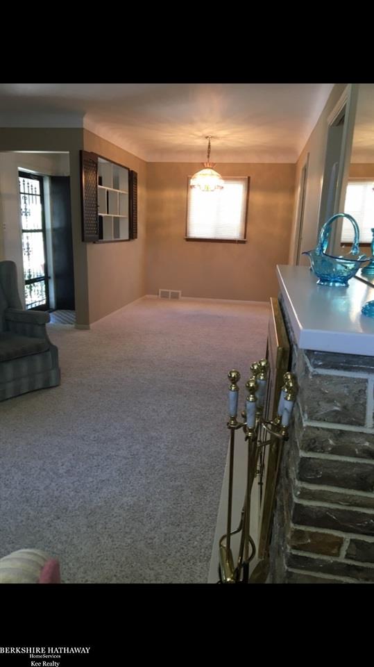 22494 David Eastpointe, MI 48021 - Photo 19 of 41 31321568-19.JPG