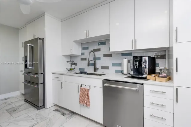 $4,700 | 1200 South Ocean Boulevard, Unit 17F, Boca Raton, FL 33432