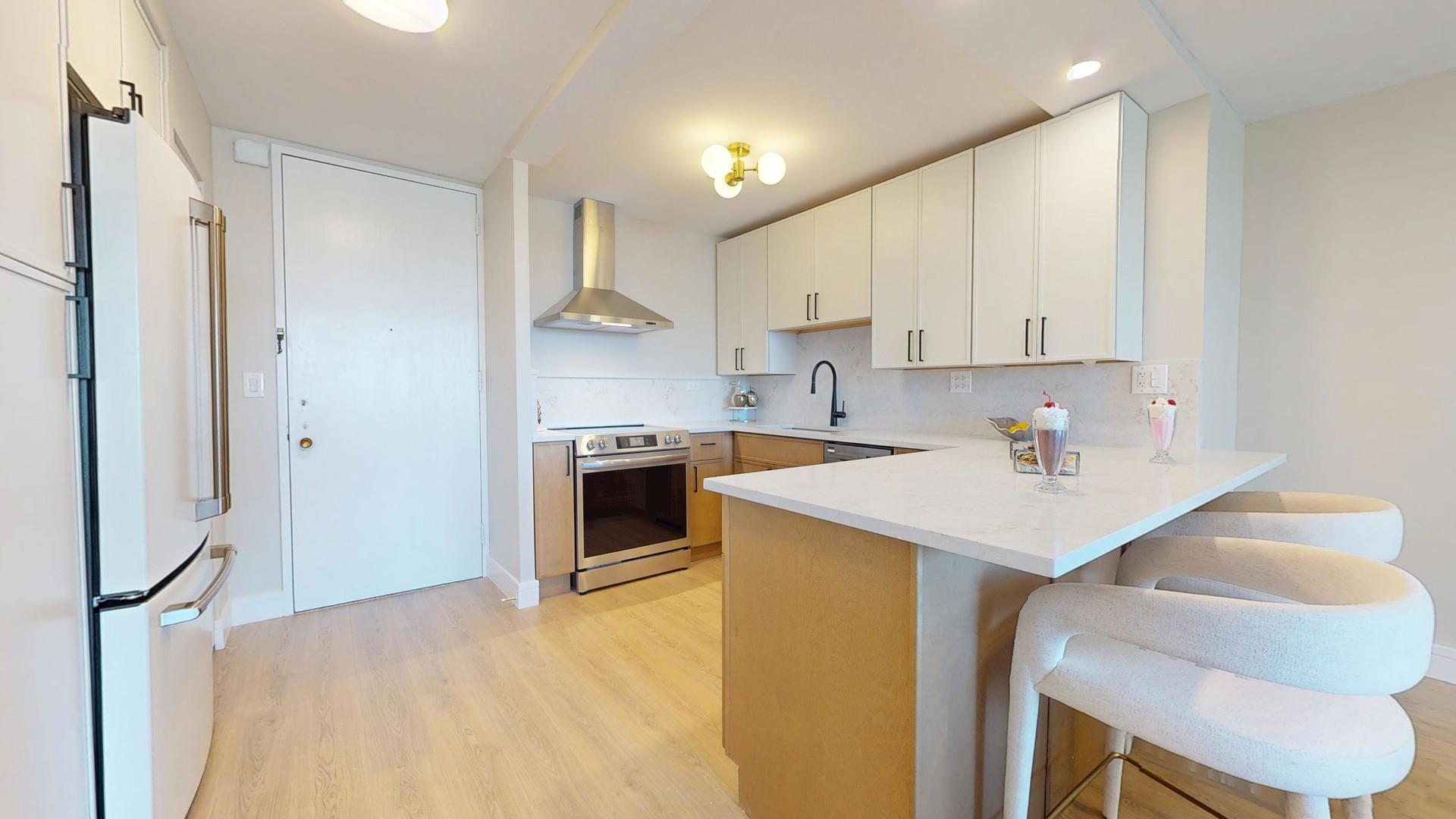 720 West Gordon Terrace, Unit 6J Chicago, IL 60613 - Photo 4 of 29