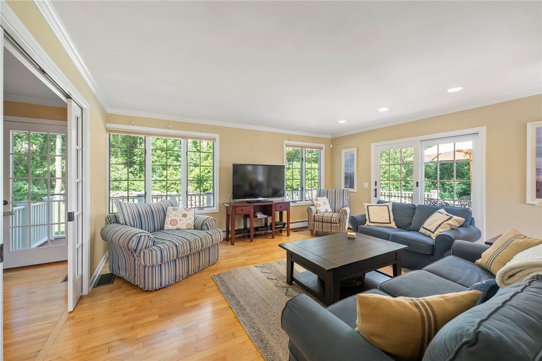 25 Rockridge Road Westerly, RI 02891 - Photo 17 of 48