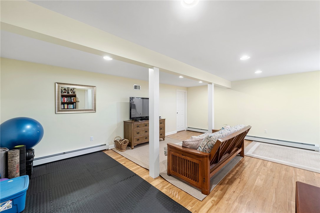 25 Rockridge Road Westerly, RI 02891 - Photo 35 of 48