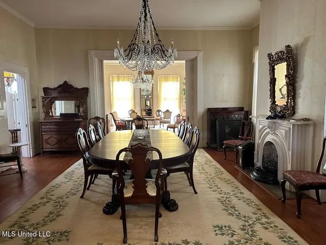 $459,900 | 621 Washington Street, Natchez, MS 39120