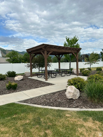 288 South 600 West Centerville, UT 84014 - Photo 36 of 40
