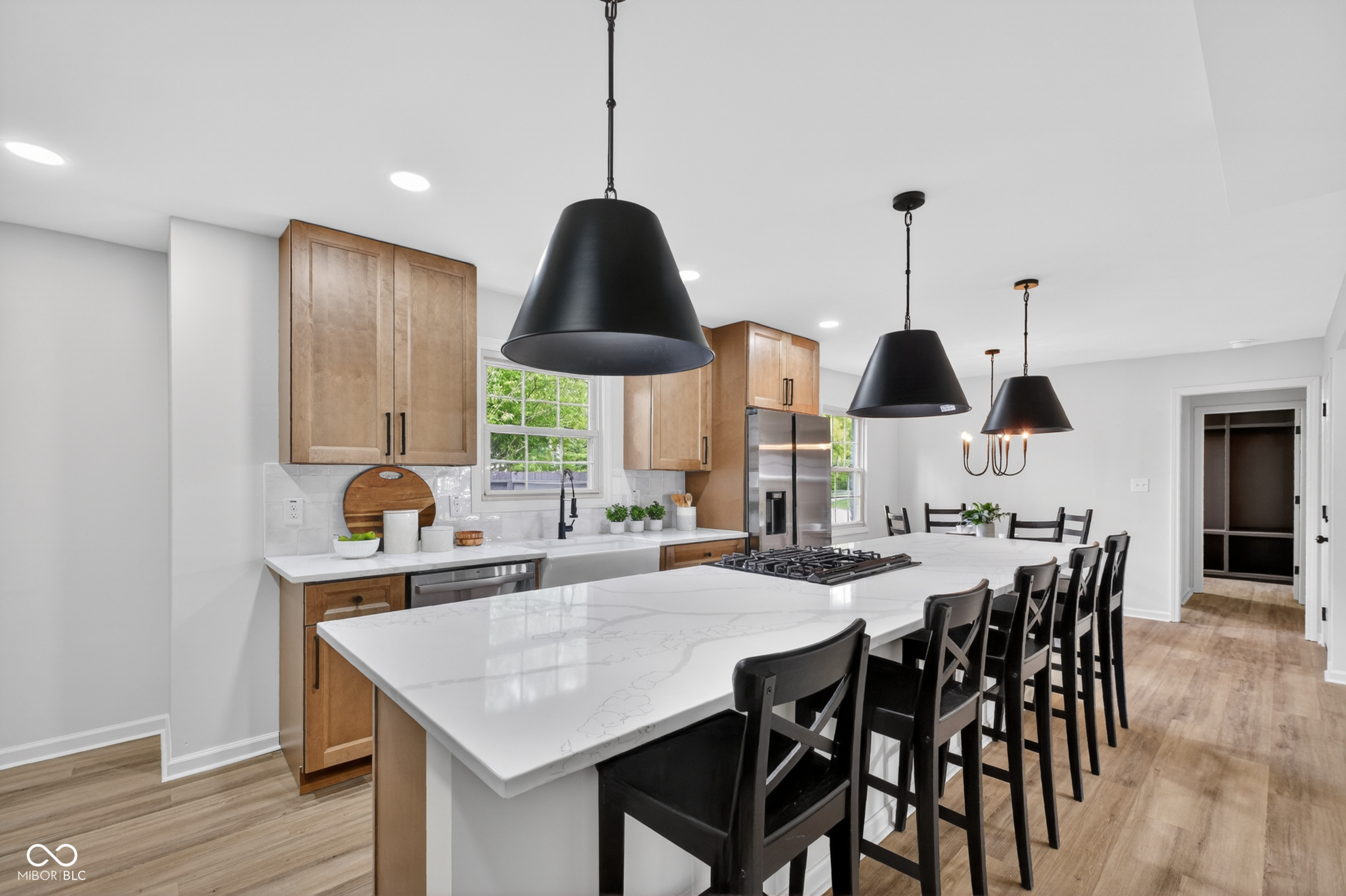 10511 Lakeshore Drive East Carmel, IN 46033 - Photo 13 of 42