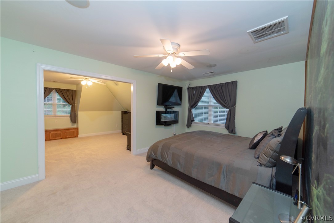 811 Jordan Point Road Hopewell, VA 23860 - Photo 25 of 50 second floor master looking into sitting room
