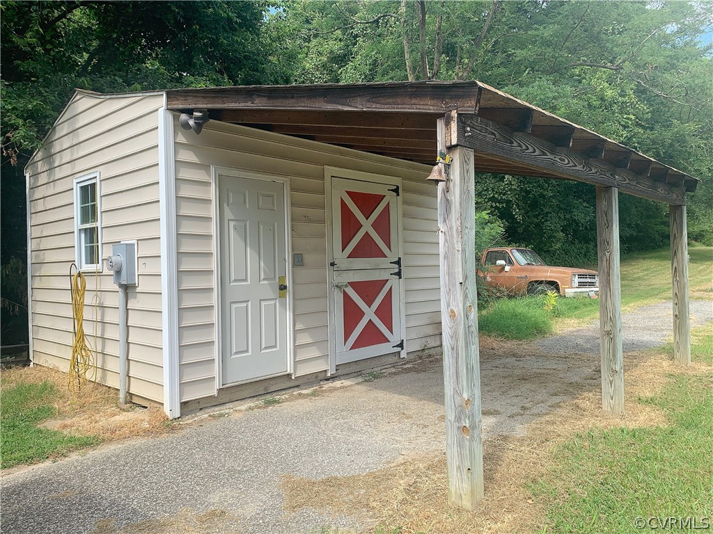 811 Jordan Point Road Hopewell, VA 23860 - Photo 42 of 50 tack room/horse stall has it's own electricity and
