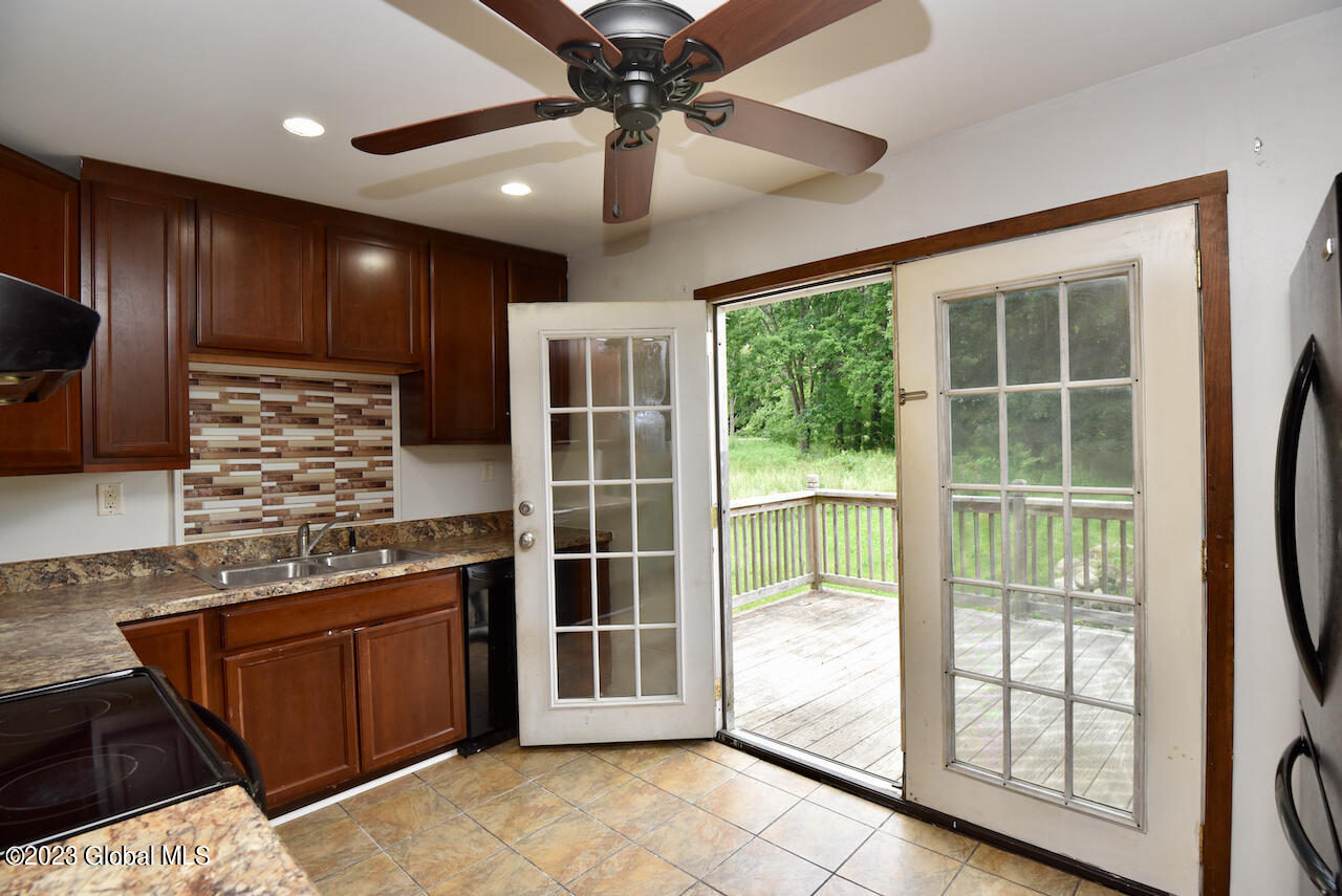 5886 Lake Road Galway, NY 12074 - Photo 6 of 65 5