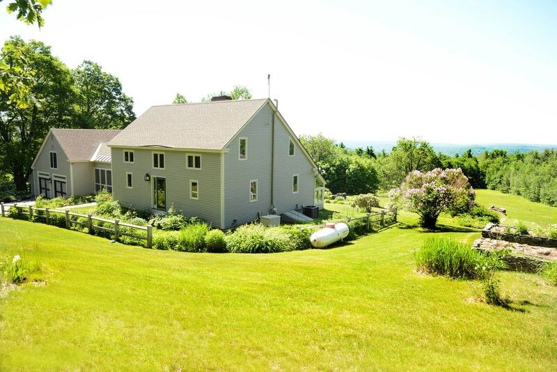 283 Pinnacle Road Lyndeborough, NH 03082 - Photo 1 of 36