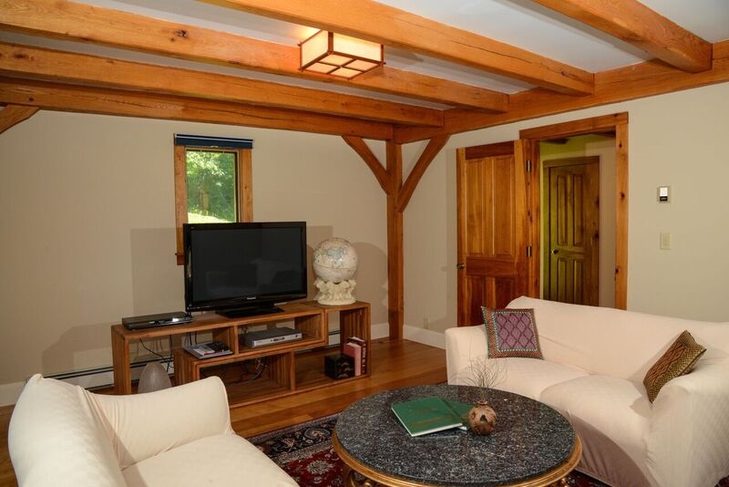 283 Pinnacle Road Lyndeborough, NH 03082 - Photo 13 of 36