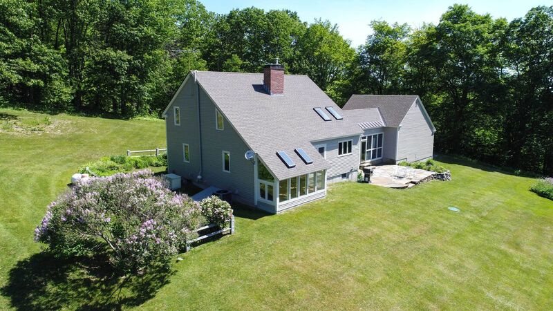283 Pinnacle Road Lyndeborough, NH 03082 - Photo 10 of 36