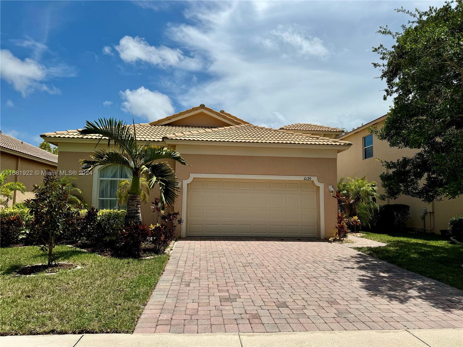 6129 Spring Lake Terrace Fort Pierce, FL 34951 - Photo 1 of 52 Gallery Image 1
