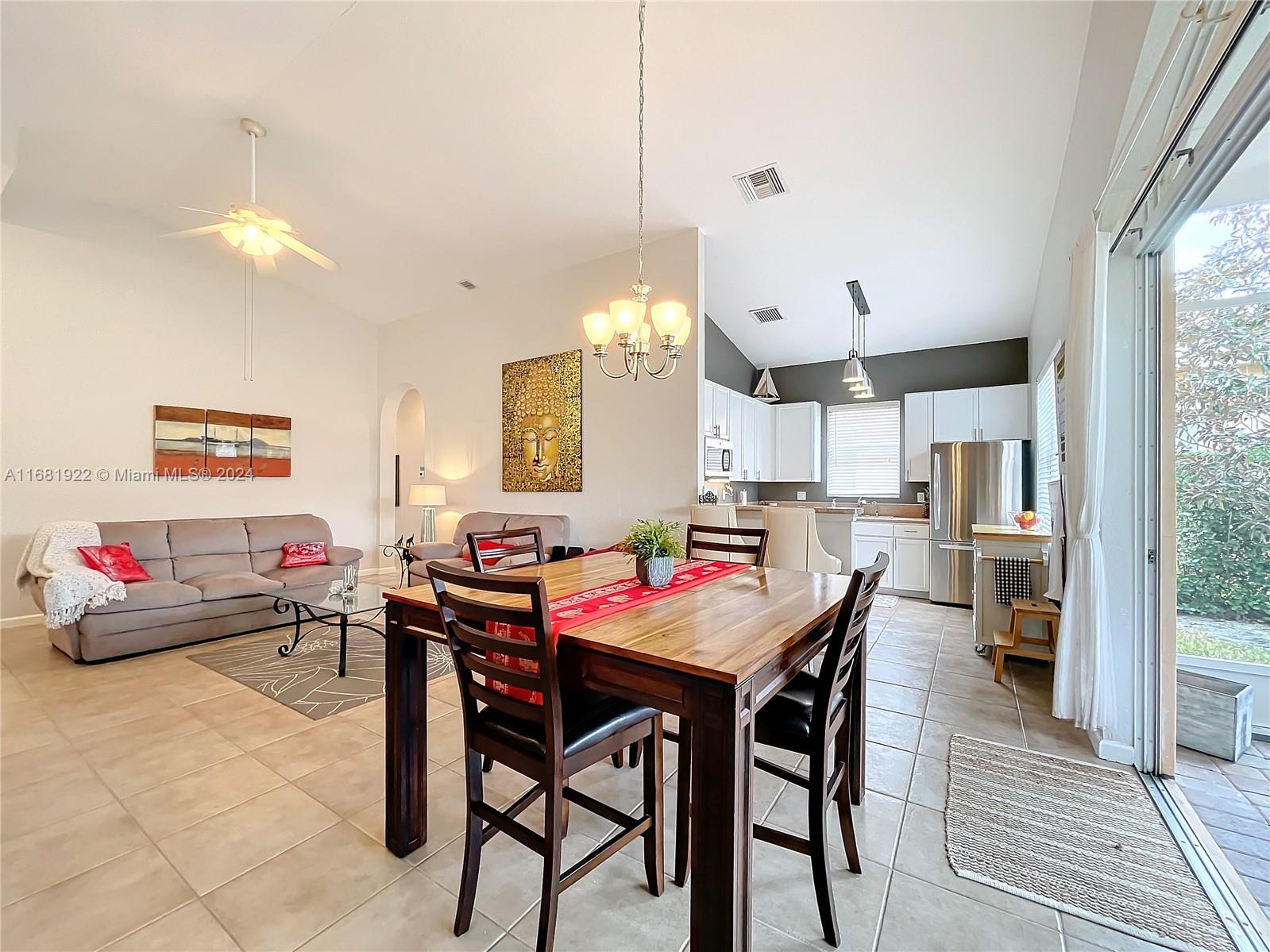 6129 Spring Lake Terrace Fort Pierce, FL 34951 - Photo 11 of 52 Gallery Image 11