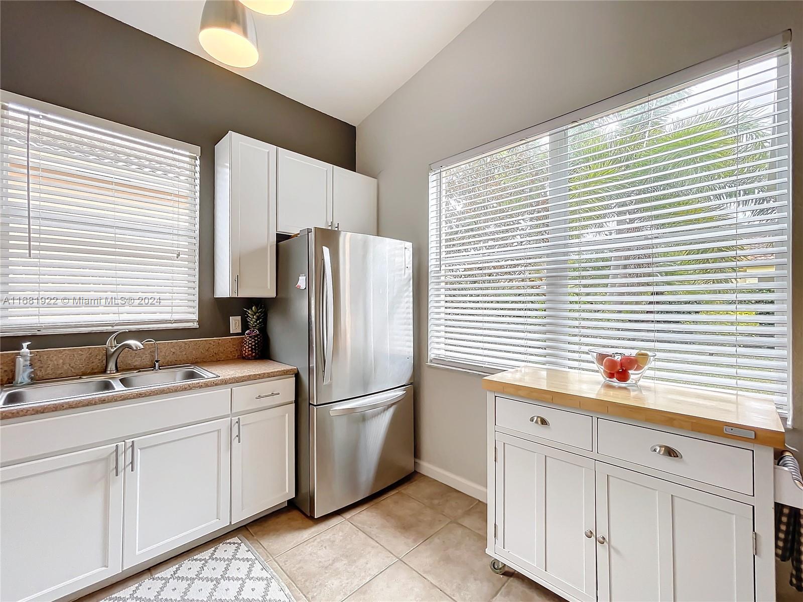 6129 Spring Lake Terrace Fort Pierce, FL 34951 - Photo 17 of 52 Gallery Image 17