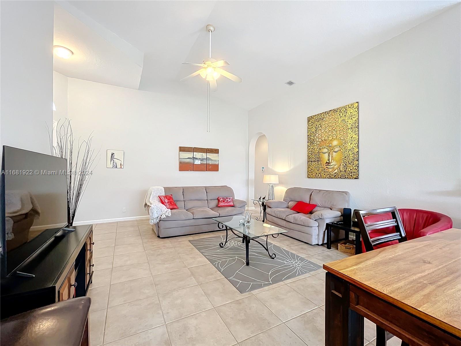 6129 Spring Lake Terrace Fort Pierce, FL 34951 - Photo 9 of 52 Gallery Image 9