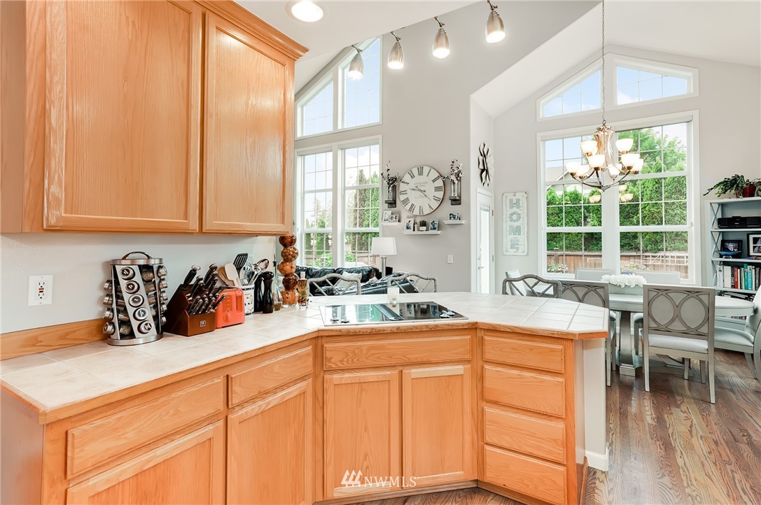 2732 181st Place Southeast Bothell, WA 98012 - Photo 10 of 25 Gallery Image 10