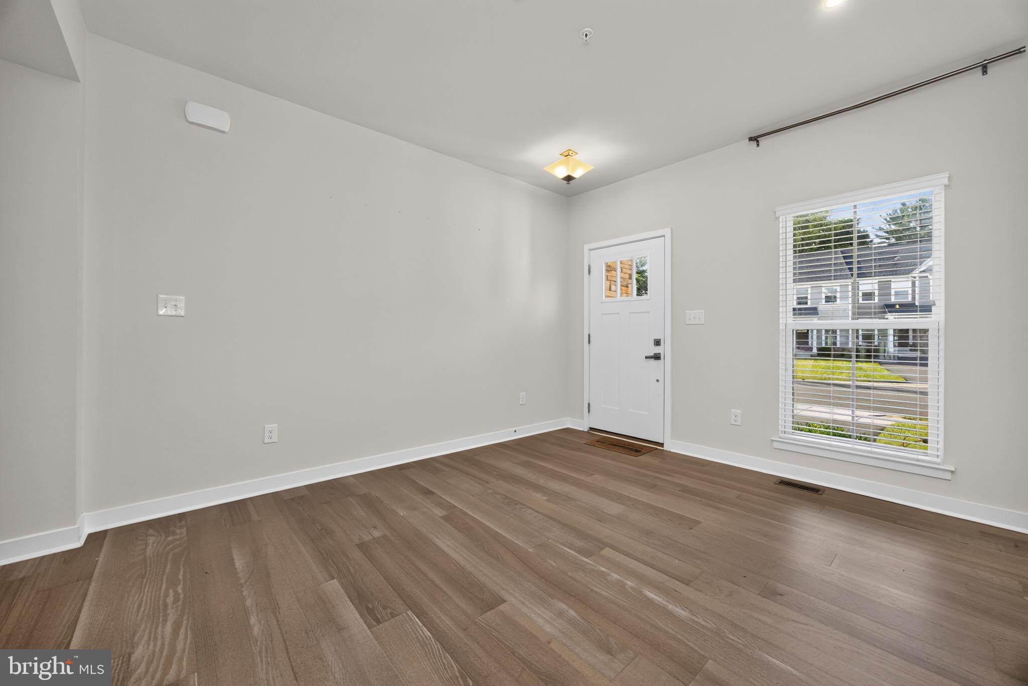 643 Cascade Way Kennett Square, PA 19348 - Photo 4 of 47