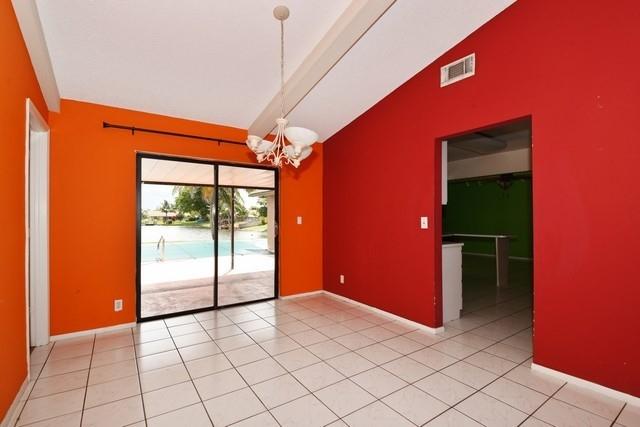 9774 Richmond Circle Boca Raton, FL 33434 - Photo 5 of 14 a view of an empty room with a window