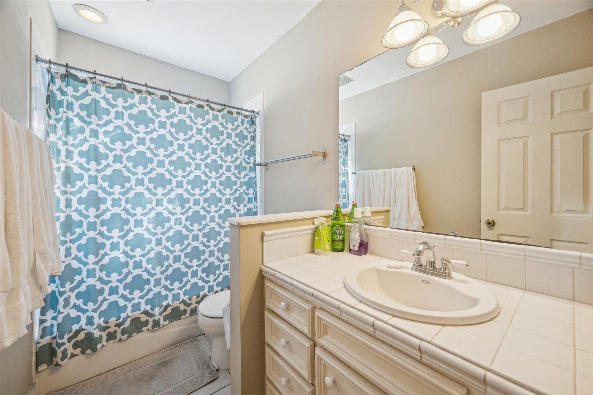 3711 Reagan Street Houston, TX 77009 - Photo 30 of 40 a bathroom with a sink toilet and shower