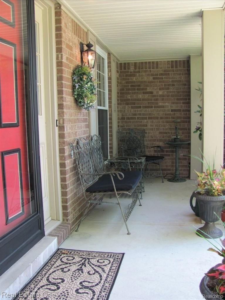 2100 Rutgers Drive Troy, MI 48085 - Photo 2 of 25 IMG_0385