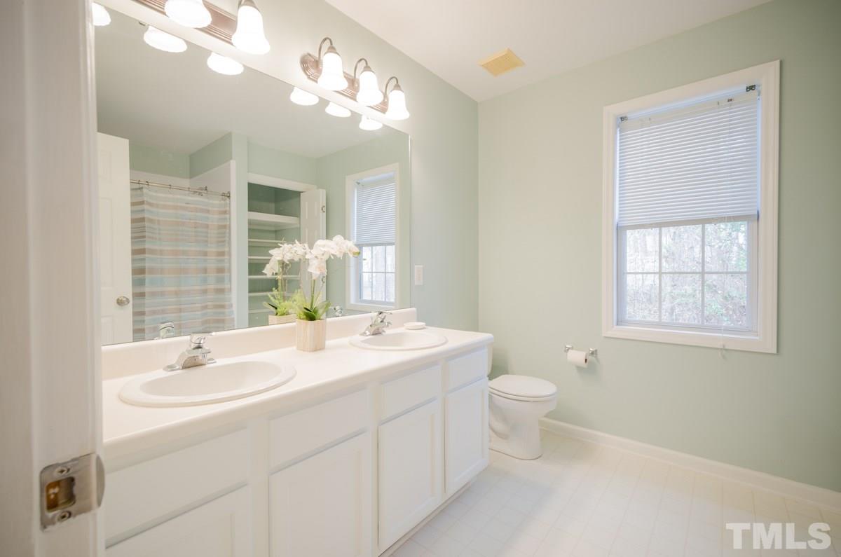 2916 Beehnon Way Raleigh, NC 27603 - Photo 8 of 15 Gallery Image 8