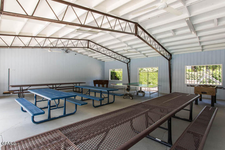 600 Rancho Road Thousand Oaks, CA 91362 - Photo 46 of 47 a living room with furniture
