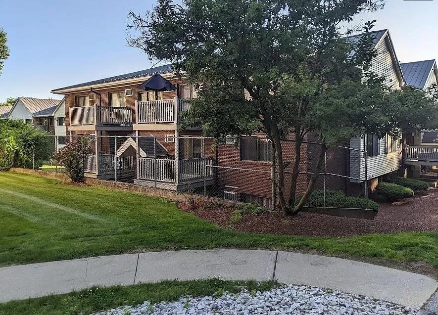 33 Andrew Street Manchester, NH 03104 - Photo 4 of 13