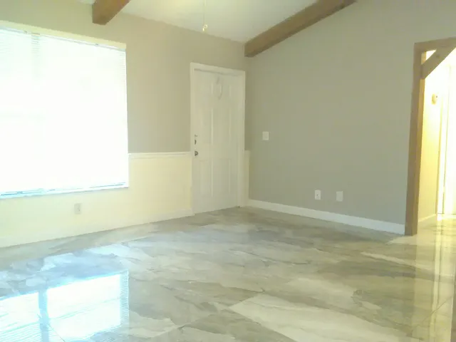 $2,000 | 2321 Ida Way, Unit 27A, West Palm Beach, FL 33415