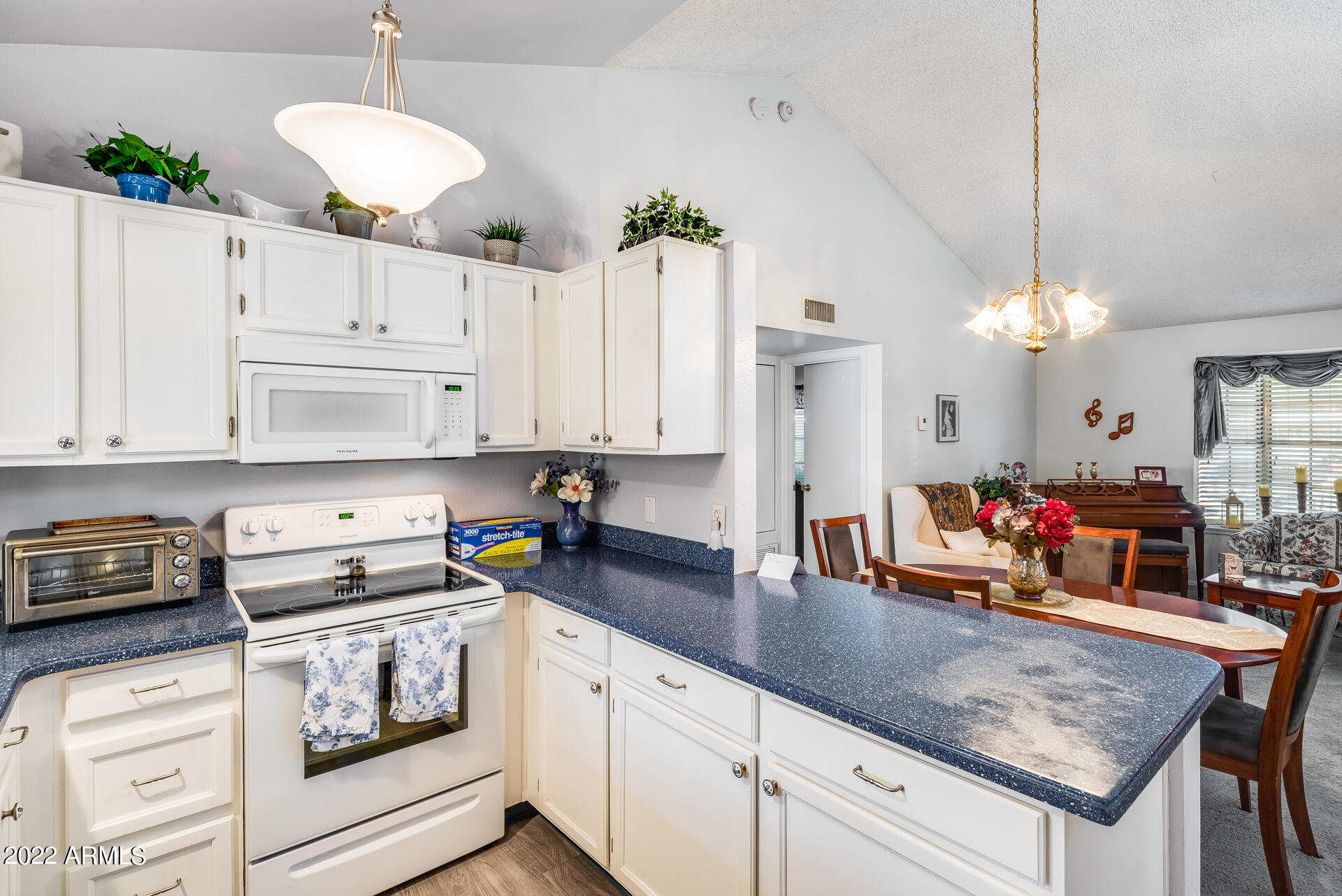 8111 West Wacker Road, Unit 15 Peoria, AZ 85381 - Photo 12 of 28 Gallery Image 12
