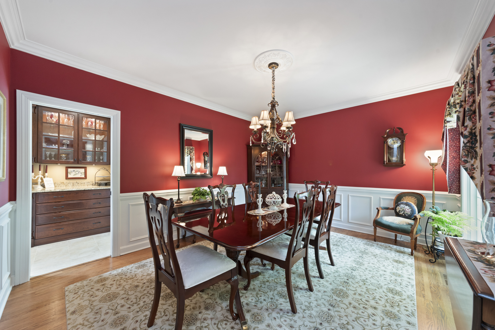 20 Lake Ridge Club Court Burr Ridge, IL 60527 - Photo 8 of 43 a view of a dining room with furniture window and wooden floor