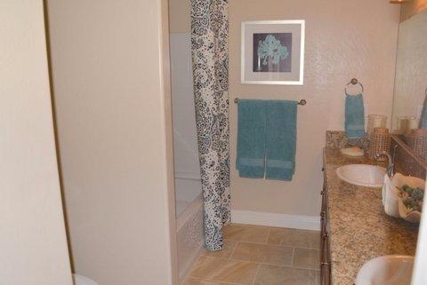 4792 Barclay Way, Unit 17 Merced, CA 95348 - Photo 13 of 17 Gallery Image 13