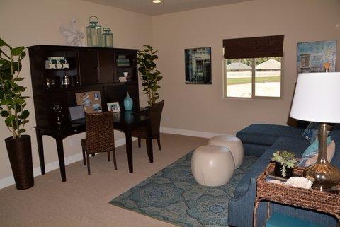 4792 Barclay Way, Unit 17 Merced, CA 95348 - Photo 8 of 17 Gallery Image 8