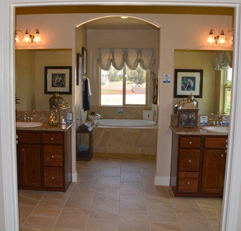 4792 Barclay Way, Unit 17 Merced, CA 95348 - Photo 10 of 17 Gallery Image 10