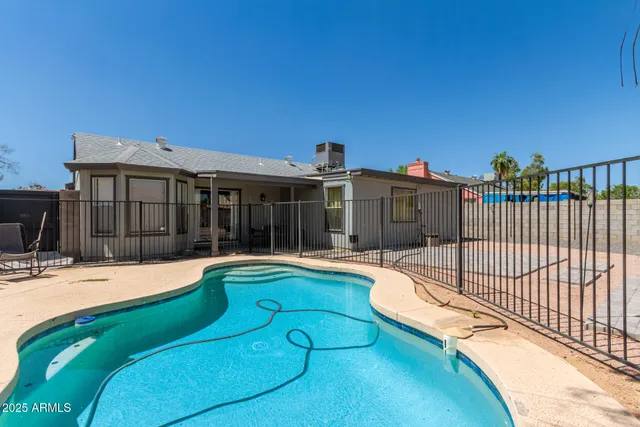 $360,000 | 7748 West Minnezona Avenue, Phoenix, AZ 85033