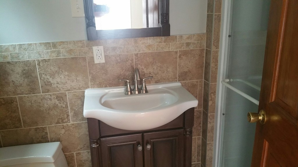 33 Warren Street West Springfield, MA 01089 - Photo 15 of 23 Gallery Image 15