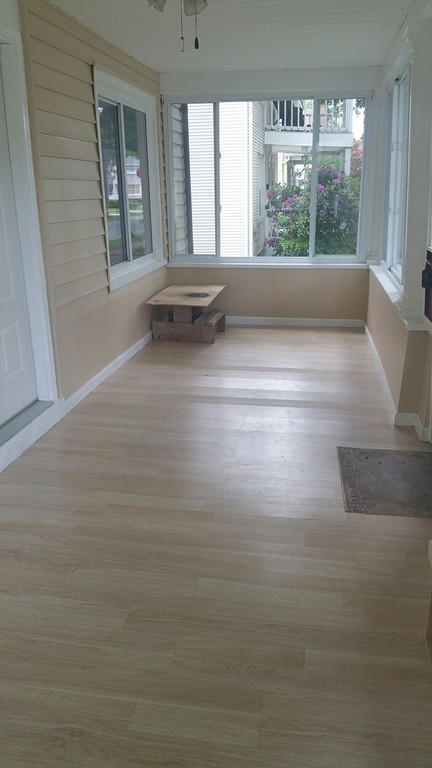 33 Warren Street West Springfield, MA 01089 - Photo 5 of 23 Gallery Image 5