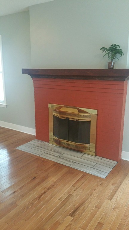 33 Warren Street West Springfield, MA 01089 - Photo 8 of 23 Gallery Image 8