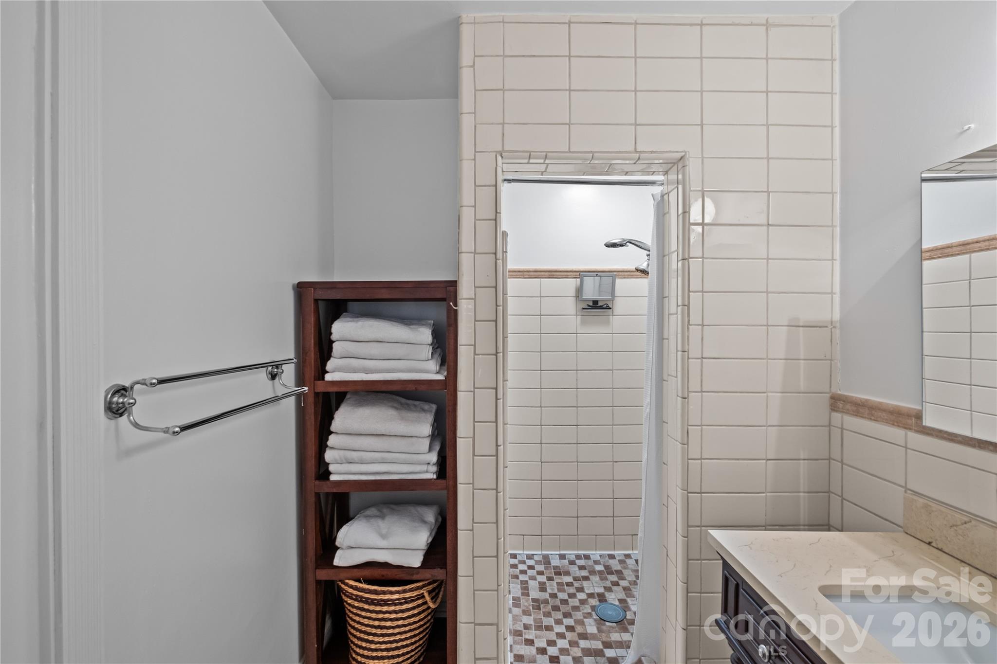 233 Chiswick Road Charlotte, NC 28211 - Photo 29 of 44 Gallery Image 29