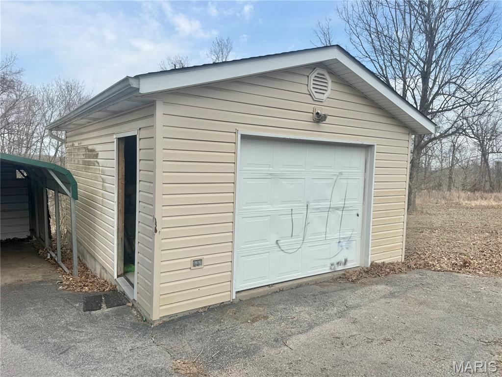 3230 Highway 72 Fredericktown, MO 63645 - Photo 9 of 43