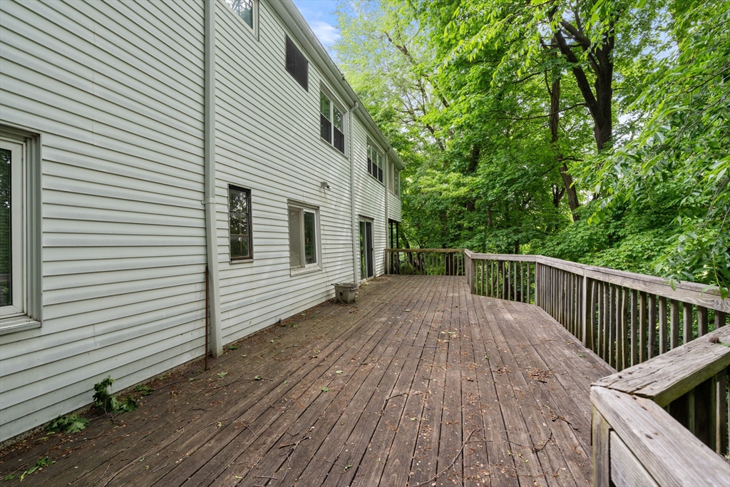 104 Oldham Road Newton, MA 02465 - Photo 6 of 10
