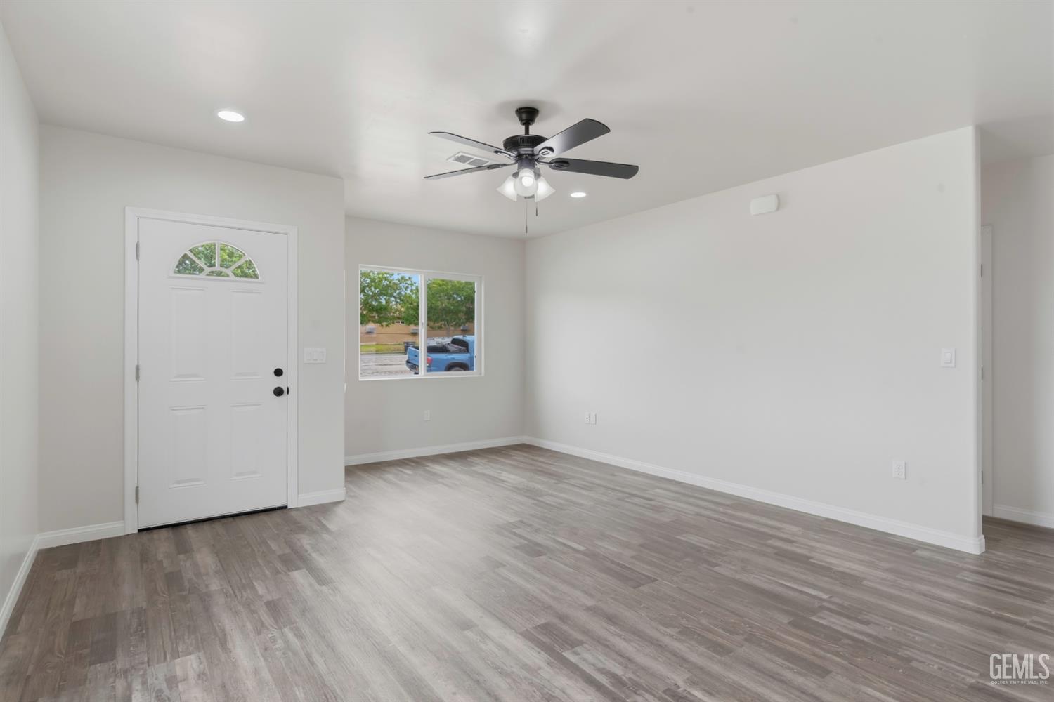 Undisclosed Address Taft, CA 93268 - Photo 9 of 30