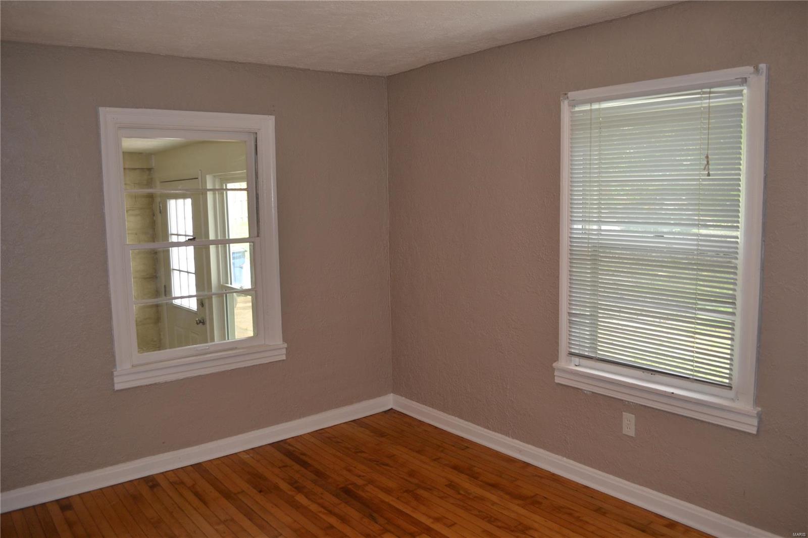 2756 Yaeger Road St. Louis, MO 63129 - Photo 13 of 27 Gallery Image 13