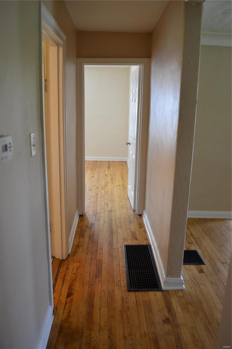 2756 Yaeger Road St. Louis, MO 63129 - Photo 15 of 27 Gallery Image 15