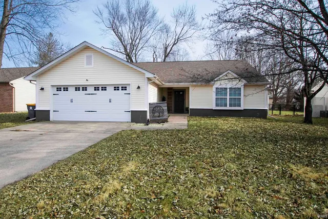 $305,000 | 2709 South Pine Meadows Drive, Bloomington, IN 47403