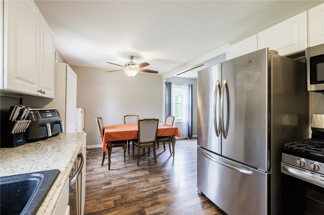 711 Hamlin Parma Townline Road Hamlin, NY 14468 - Photo 12 of 25