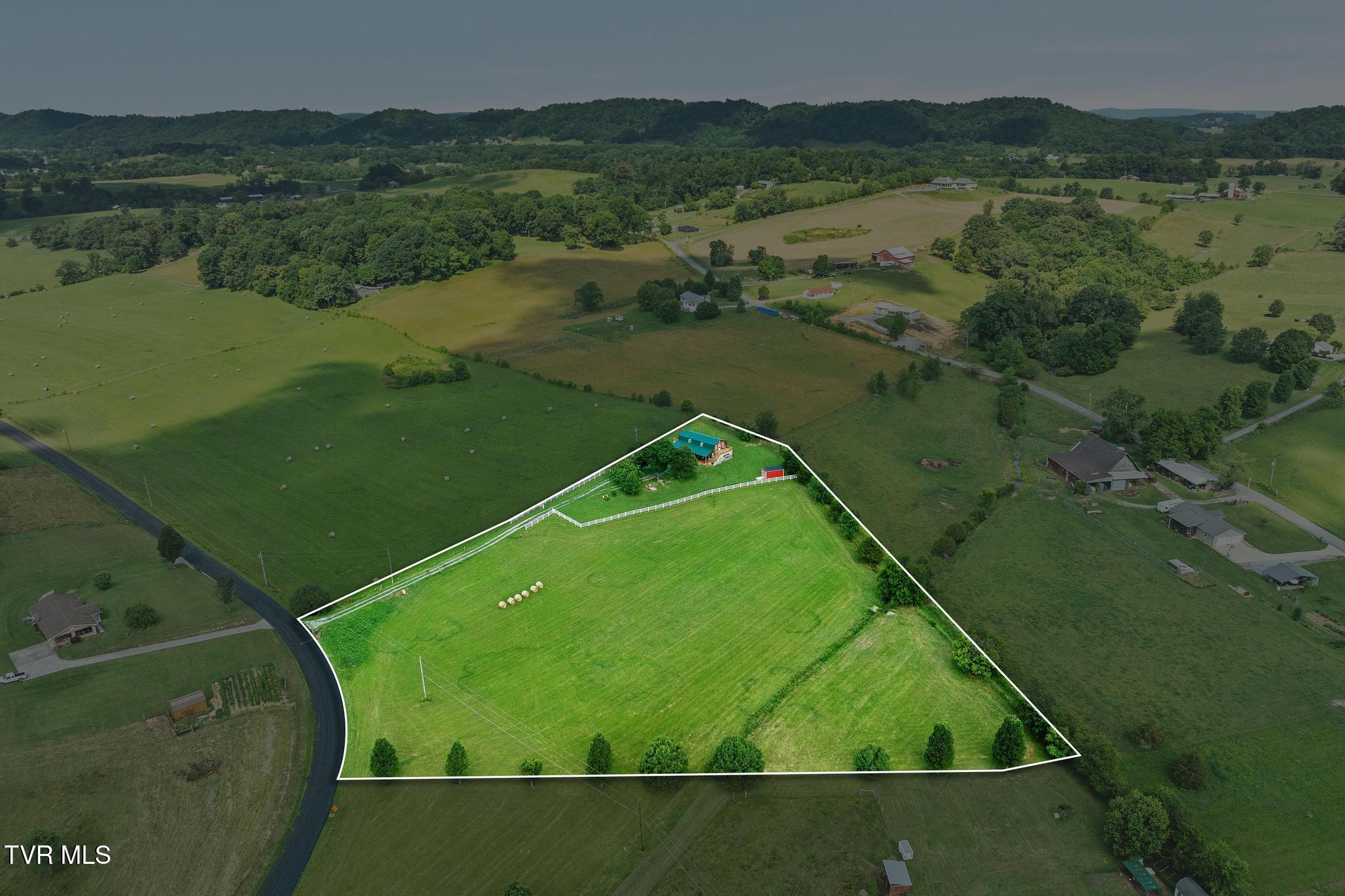 1115 Heritage Road North Chuckey, TN 37641 - Photo 23 of 68 DJI_0872_1
