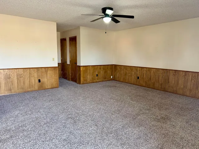 $1,025 | 527 North Meredith Avenue, Dumas, TX 79029